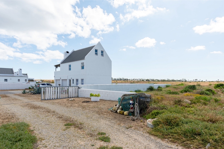 3 Bedroom Property for Sale in Lampiesbaai Western Cape